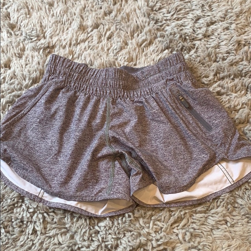 Lululemon Tracker Short V 4”